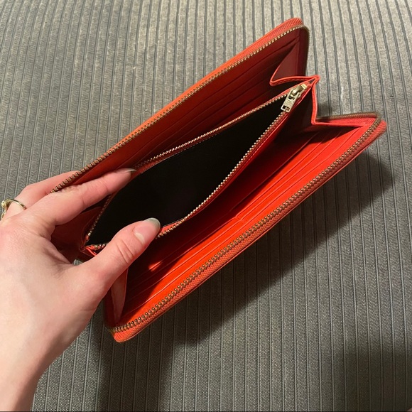 Comme des Garçons Classic Leather Zip Wallet - Picture 6 of 13